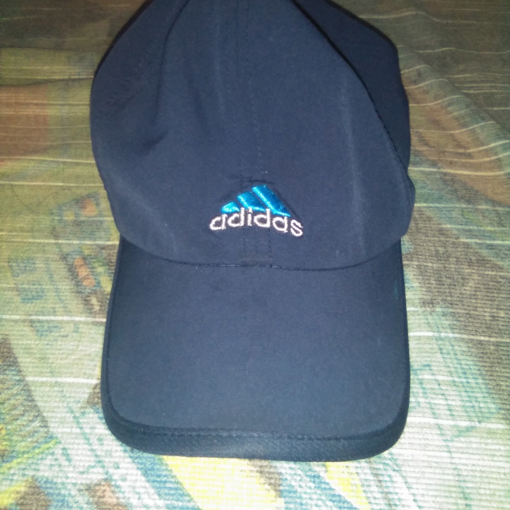 Adidas dri-fit baseball cap